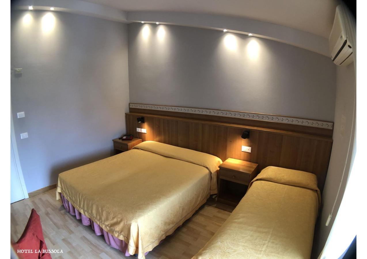 Hotel La Bussola Padenghe sul Garda Zewnętrze zdjęcie