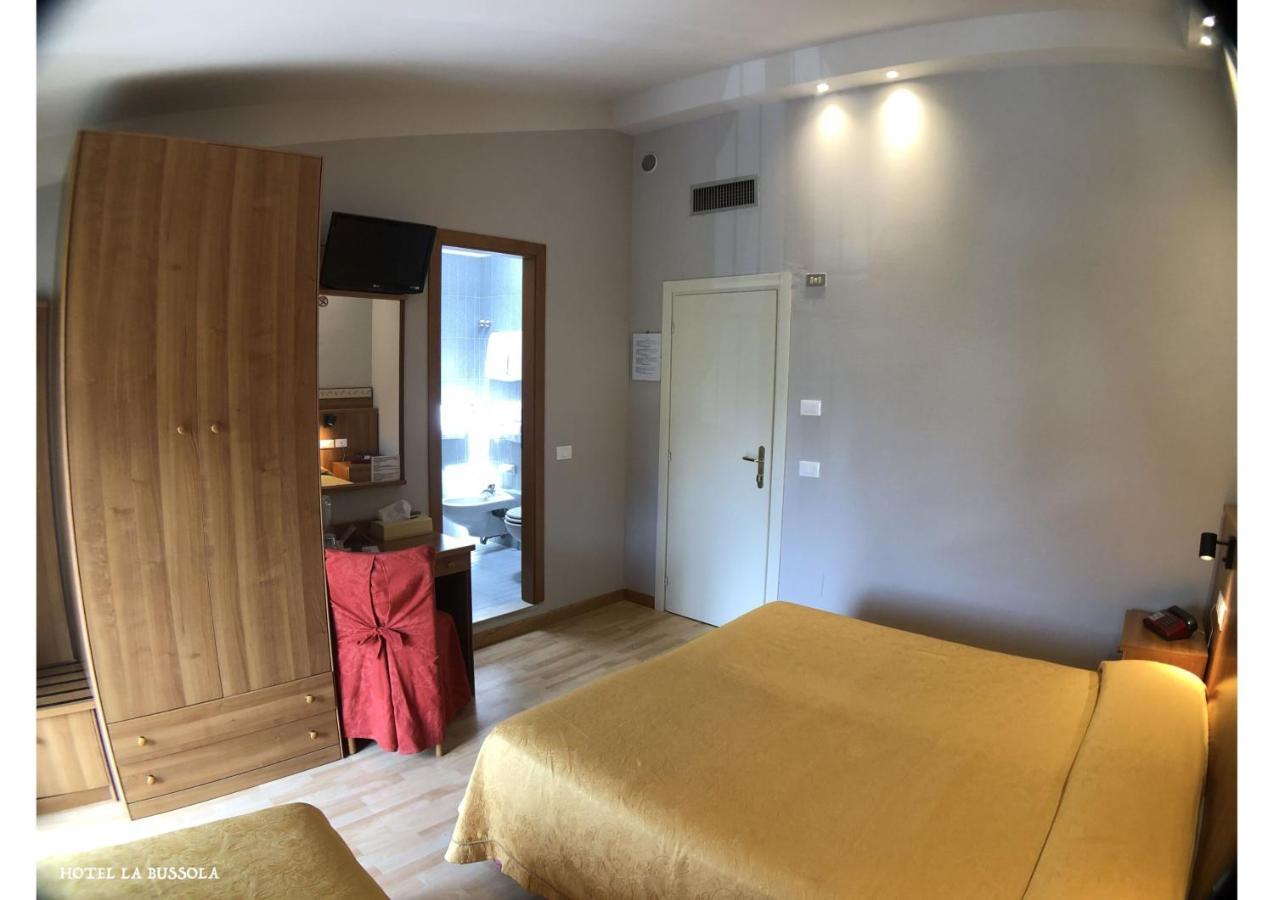 Hotel La Bussola Padenghe sul Garda Zewnętrze zdjęcie