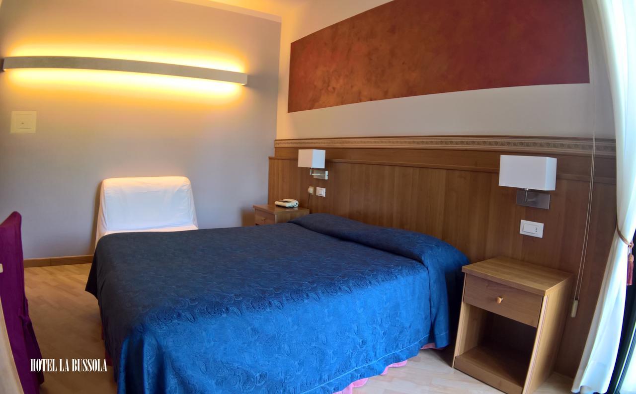 Hotel La Bussola Padenghe sul Garda Zewnętrze zdjęcie