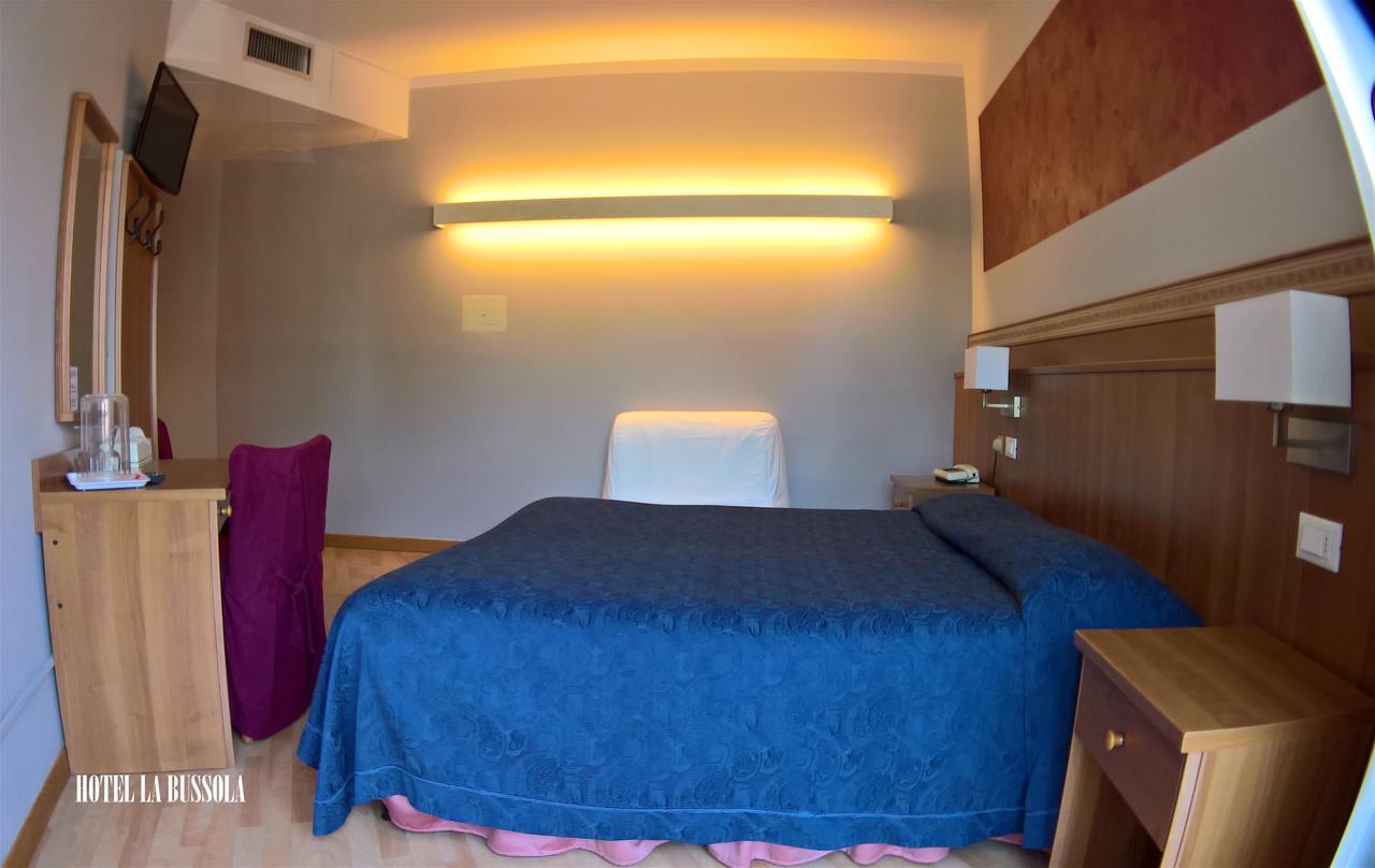 Hotel La Bussola Padenghe sul Garda Zewnętrze zdjęcie