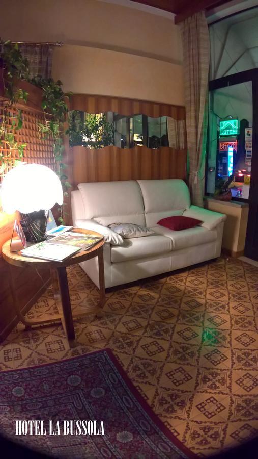 Hotel La Bussola Padenghe sul Garda Zewnętrze zdjęcie