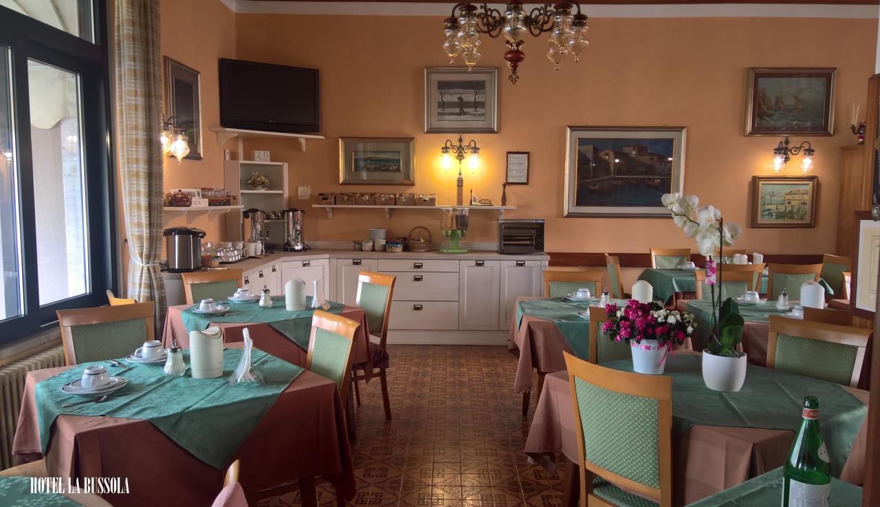 Hotel La Bussola Padenghe sul Garda Zewnętrze zdjęcie