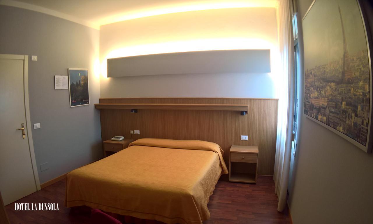 Hotel La Bussola Padenghe sul Garda Zewnętrze zdjęcie