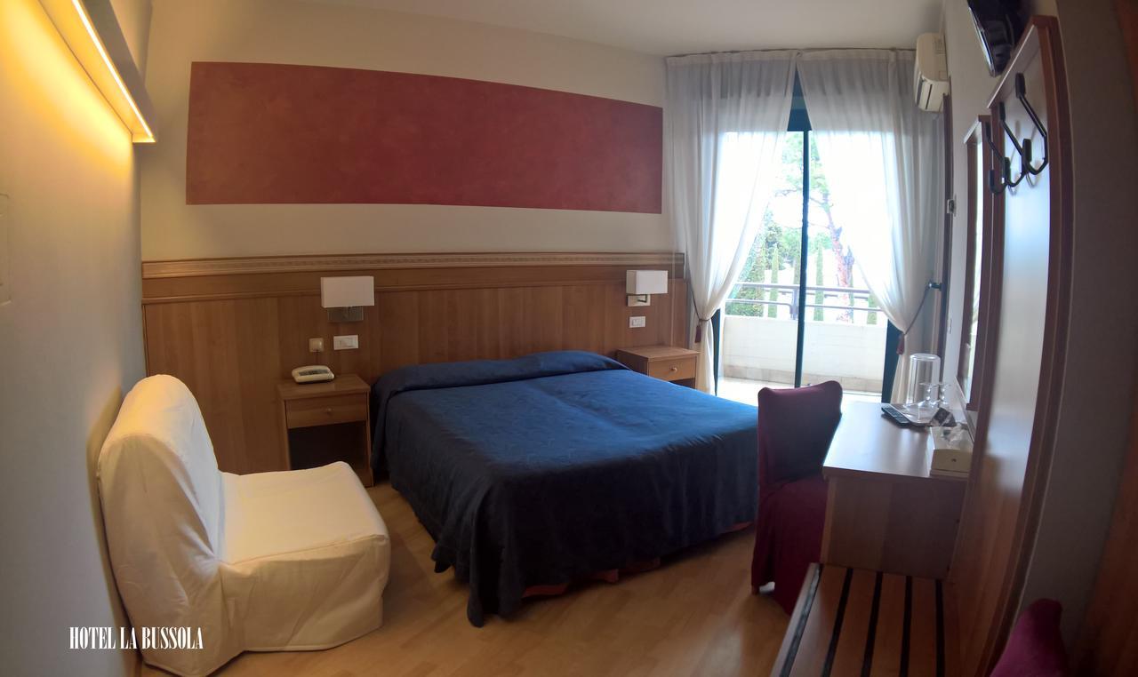 Hotel La Bussola Padenghe sul Garda Zewnętrze zdjęcie