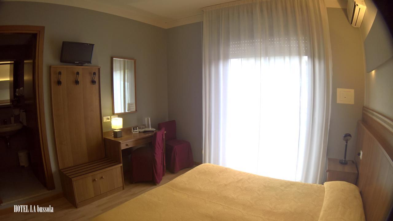 Hotel La Bussola Padenghe sul Garda Zewnętrze zdjęcie