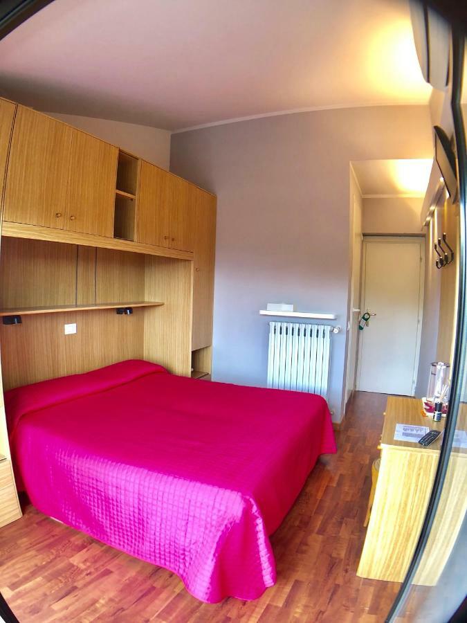 Hotel La Bussola Padenghe sul Garda Zewnętrze zdjęcie